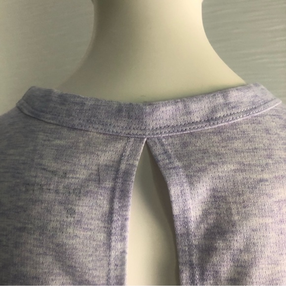 Nike top - Picture 6 of 7